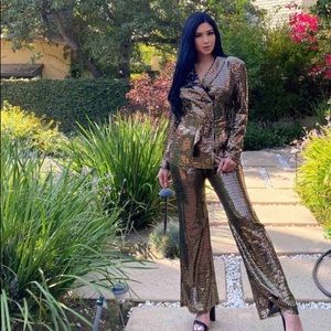 GOLD SEQUIN PANTS SET NWT